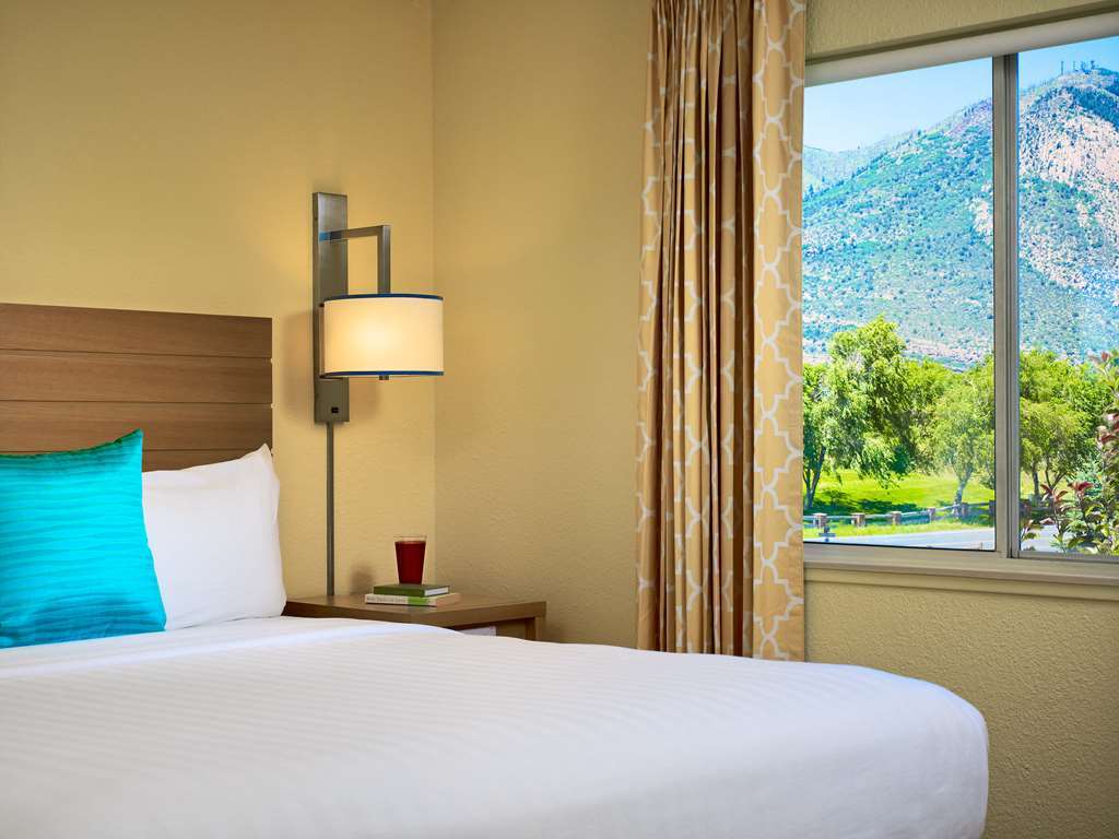 Sonesta Es Suites Cincinnati - Sharonville West Room photo